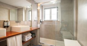 Bica FLH Suites